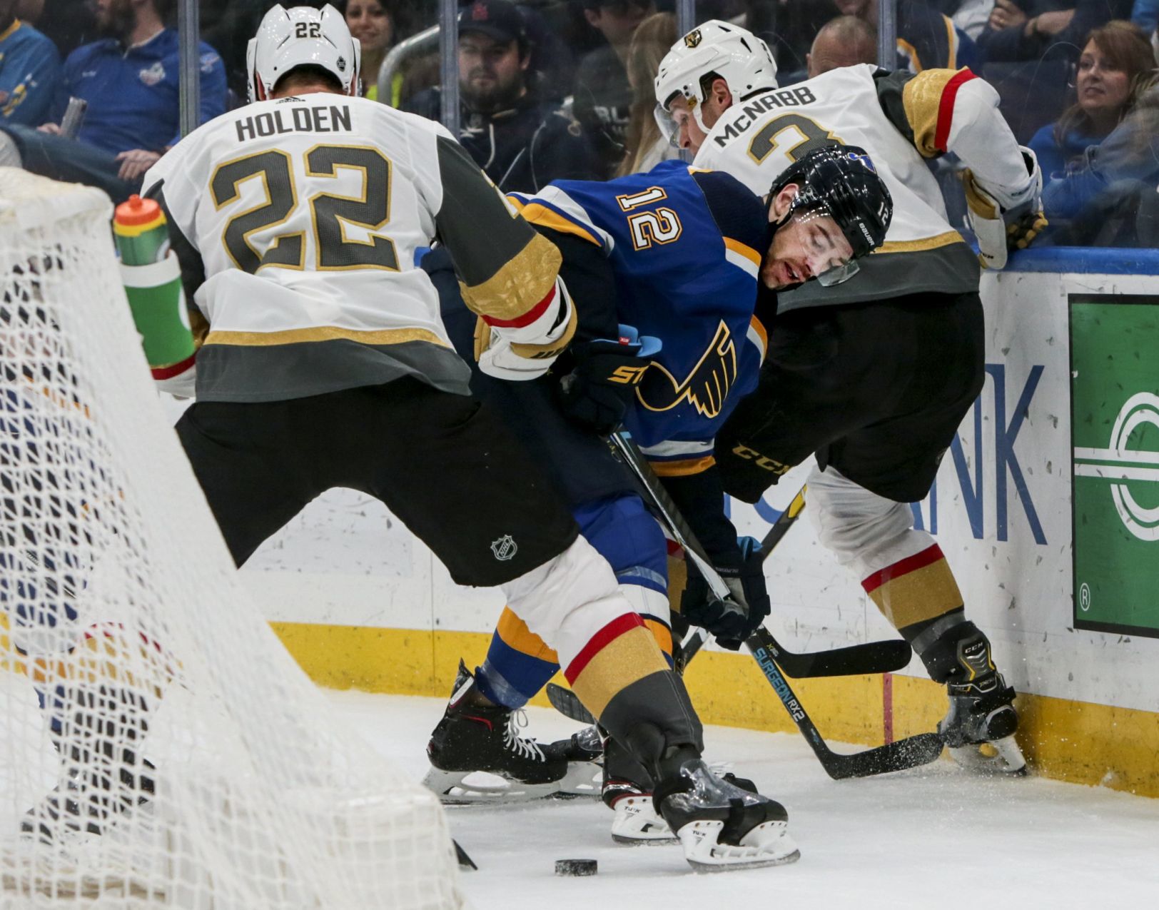St. Louis Blues battle Las Vegas Golden Knights